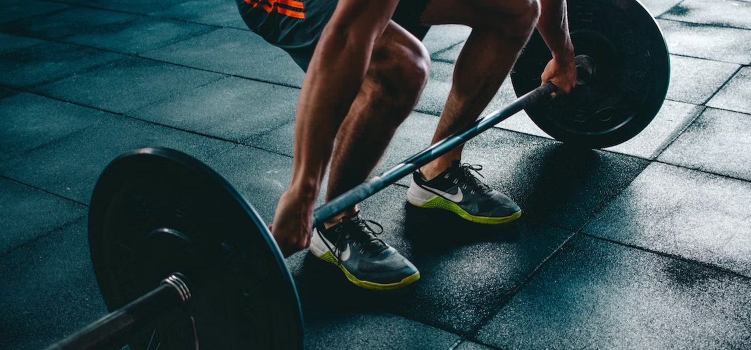 Custom Snapback Hats: The Ultimate Workout Companion for Gym Enthusiasts